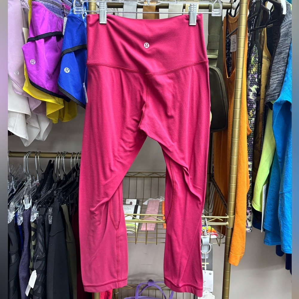 Lululemon leggings size 6